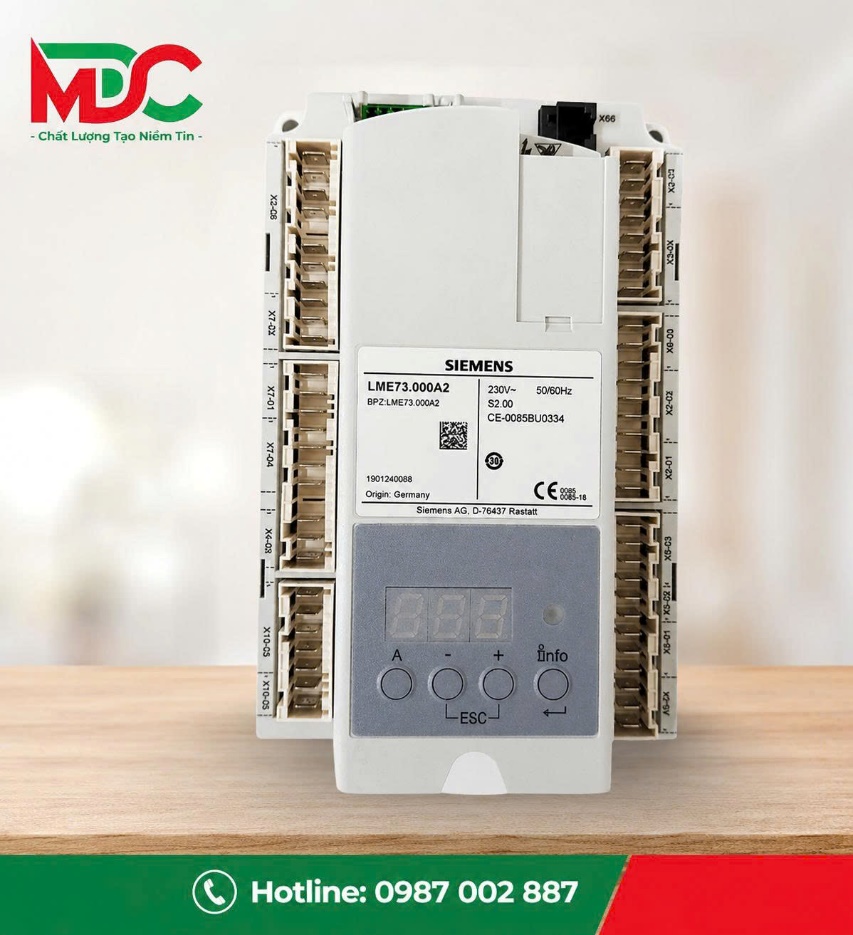 Hộp điều khiển đầu đốt Siemens LME73.000A2